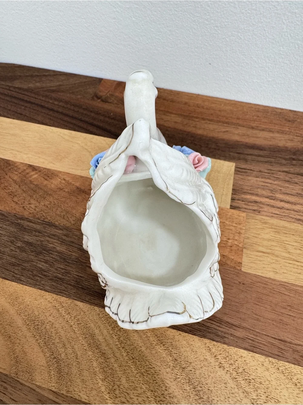 Vintage porcelain Swan Cottage core shabby chic  figurine trinket ring dish